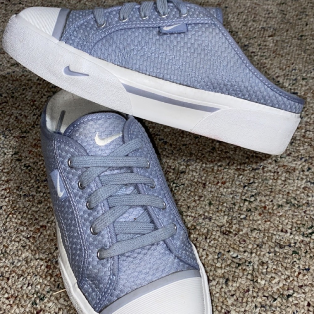 Nike shoes